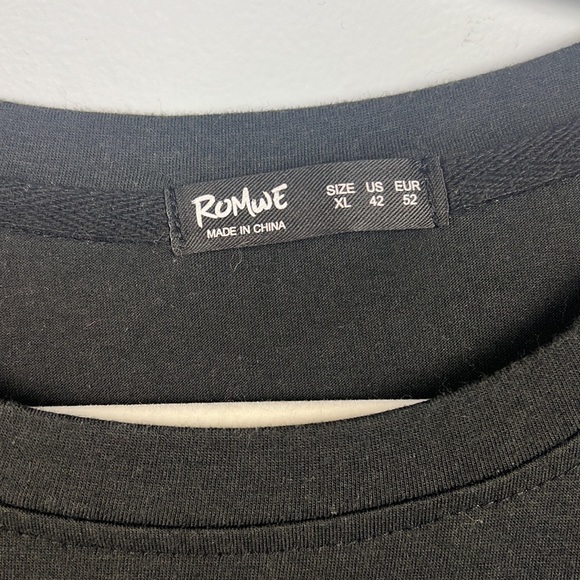 ROMWE Social Skills Making New Friends Men’s XL graphic tee - Picture 3 of 8